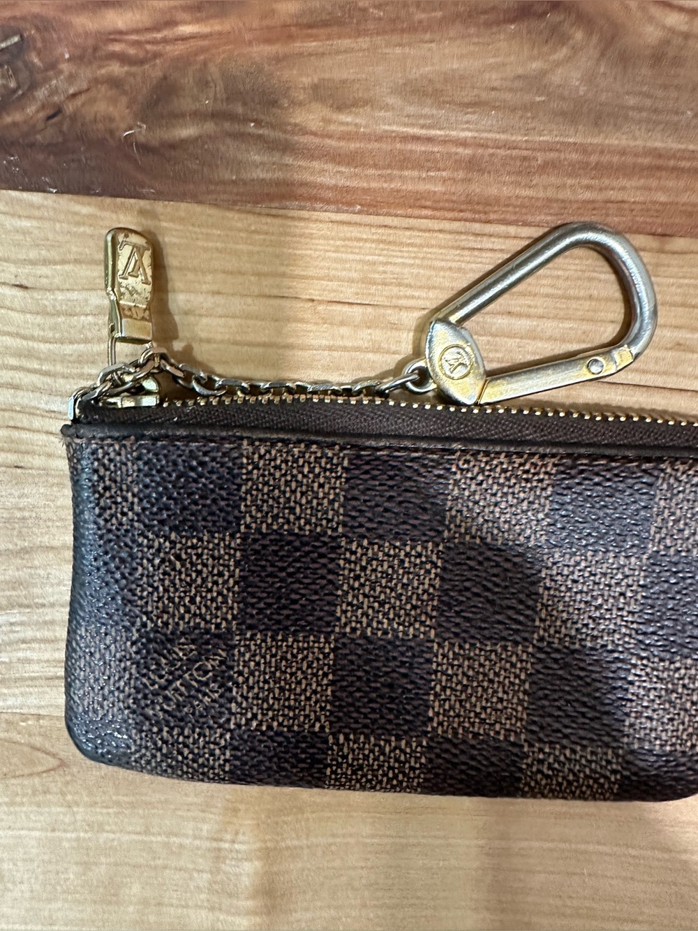 Louis Vuitton Damier Ebene Key Pouch; Pre-loved - Picture 11 of 11